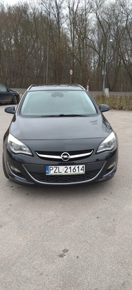 Opel Astra cena 22000 przebieg: 268000, rok produkcji 2013 z Złotów małe 46